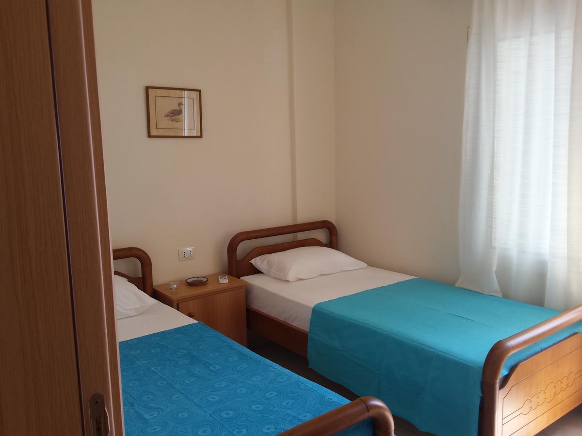 Afroditi'S View Himare Exterior foto